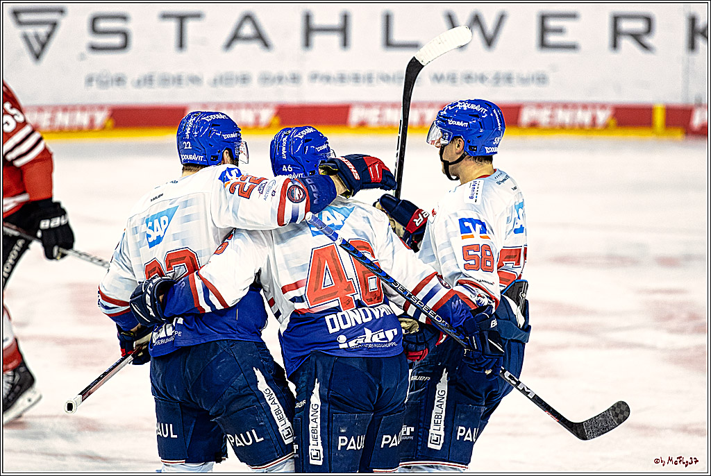 PENNY DEL Viertelfinale Spiel 6;  Koelner Haie - Adler Mannheim; Koeln, 26.03.2023